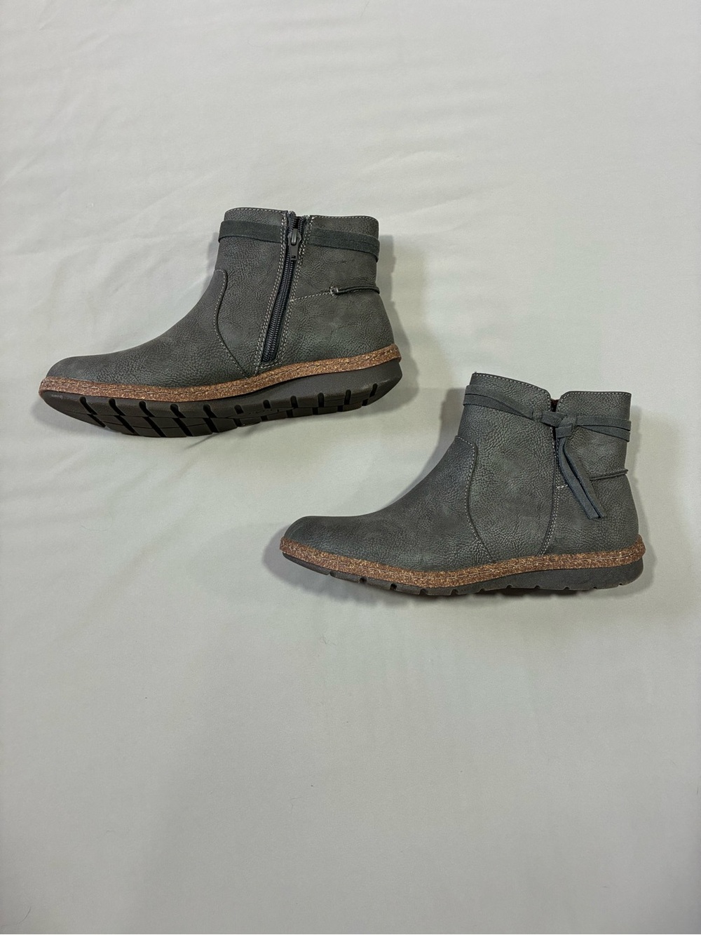 BOC by Born Womens Addi Flat Heel Booties Side Zipper Dark Gray Size 10 M NEW